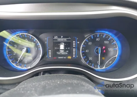 2020 Chrysler Pacifica Touring L z USA, uszkodzony, nr VIN 2C4RC1BGXLR139271